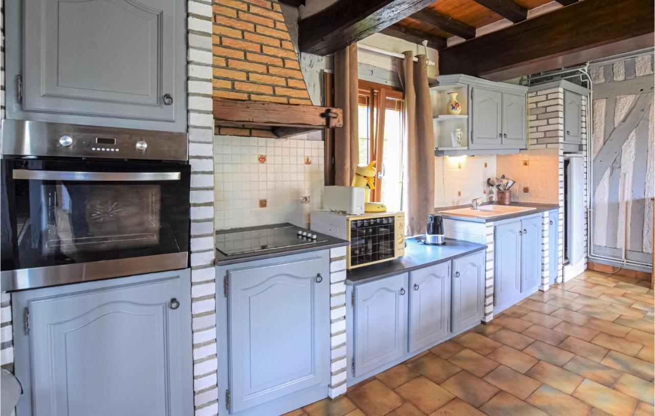 2 Bedroom Lovely Home In Marques ภายนอก รูปภาพ